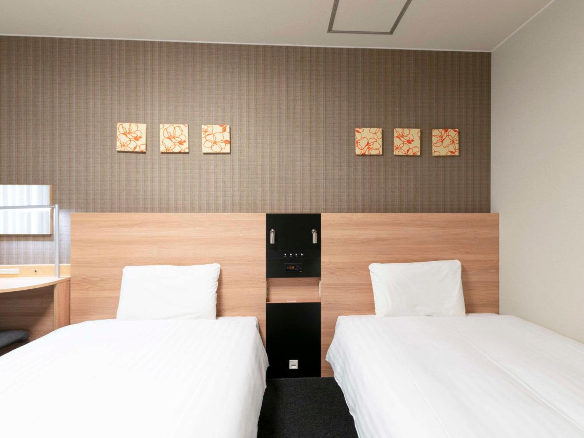 Comfort Shinsaibashi 3* Ōsaka